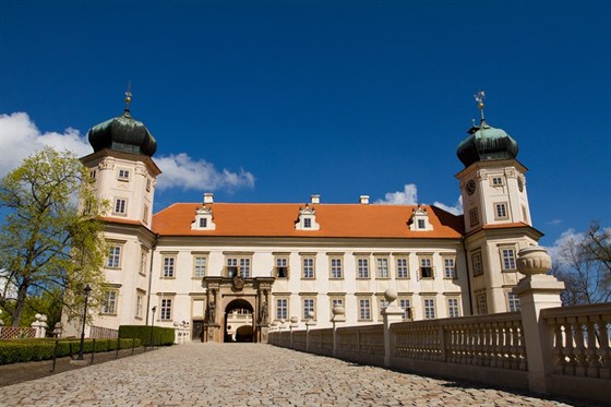 Mníšek pod Brdy Castle